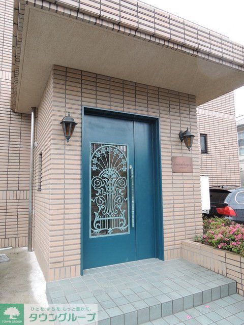 エントランス　★お問い合わせはタウンハウジングまで★