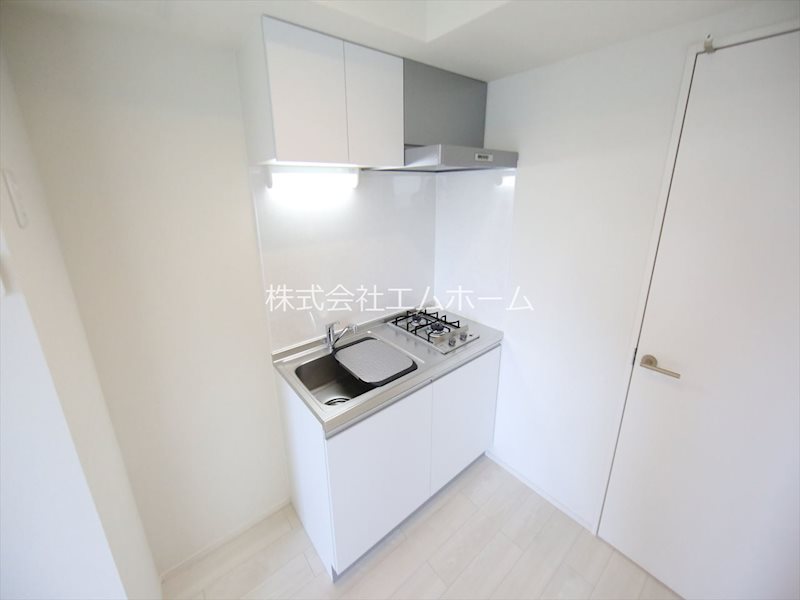 キッチン　システムキッチン（ガス2口コンロ付）