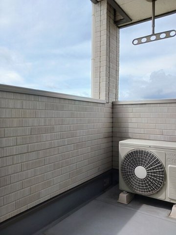 バルコニー　バルコニー付きです