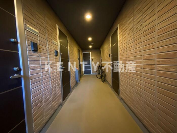 ロビー　共用廊下