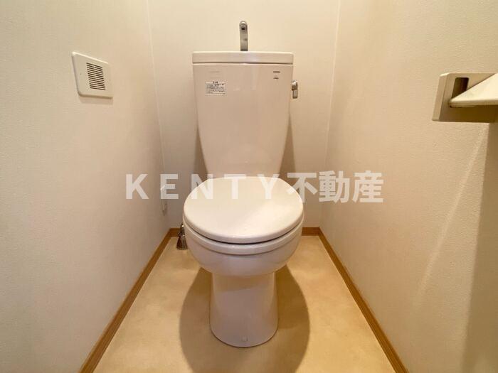 トイレ　ゆったりとした空間のトイレです