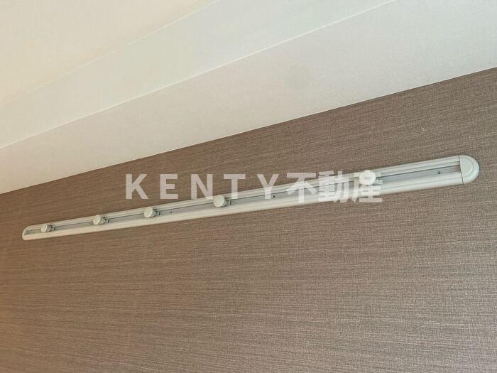 その他設備　ハンガーバー