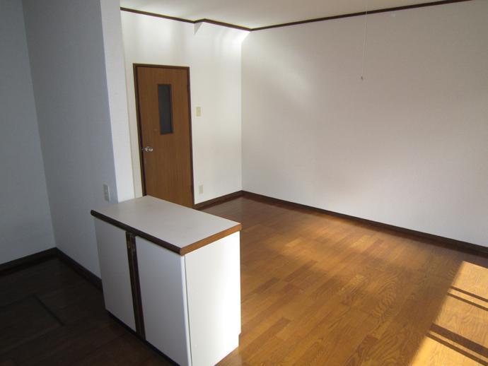 居室・リビング　物置