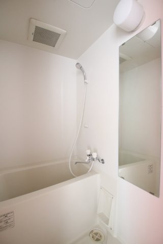 バス・シャワールーム　きれいなお風呂です