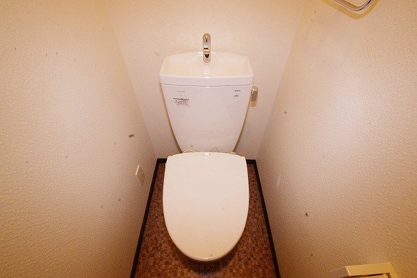 トイレ　★温水洗浄便座トイレ★