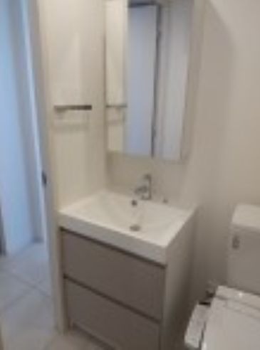 洗面設備　※同仕様写真含む