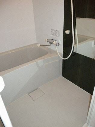 バス・シャワールーム　バスルーム