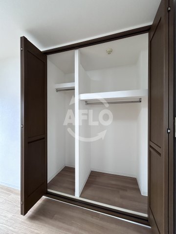 収納　フェリーチェ江坂マンション　クローゼット