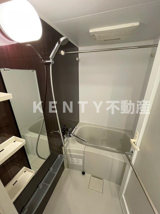 バス・シャワールーム　ゆったり過ごせるお風呂です