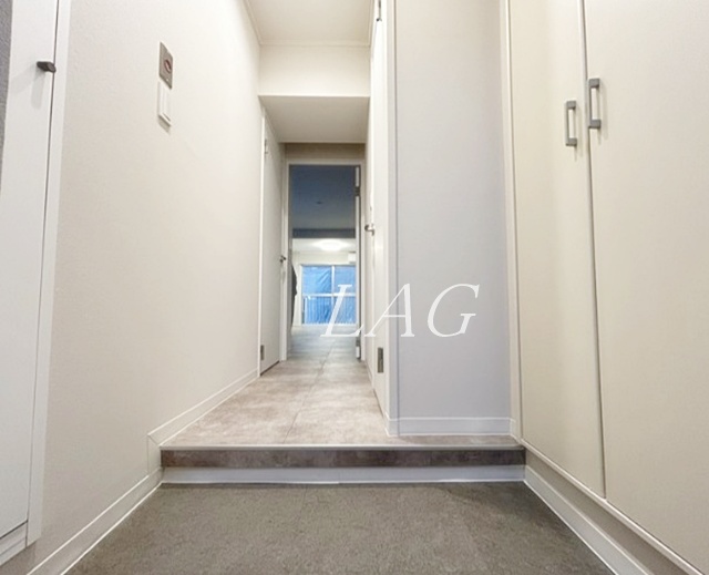 玄関　玄関です。