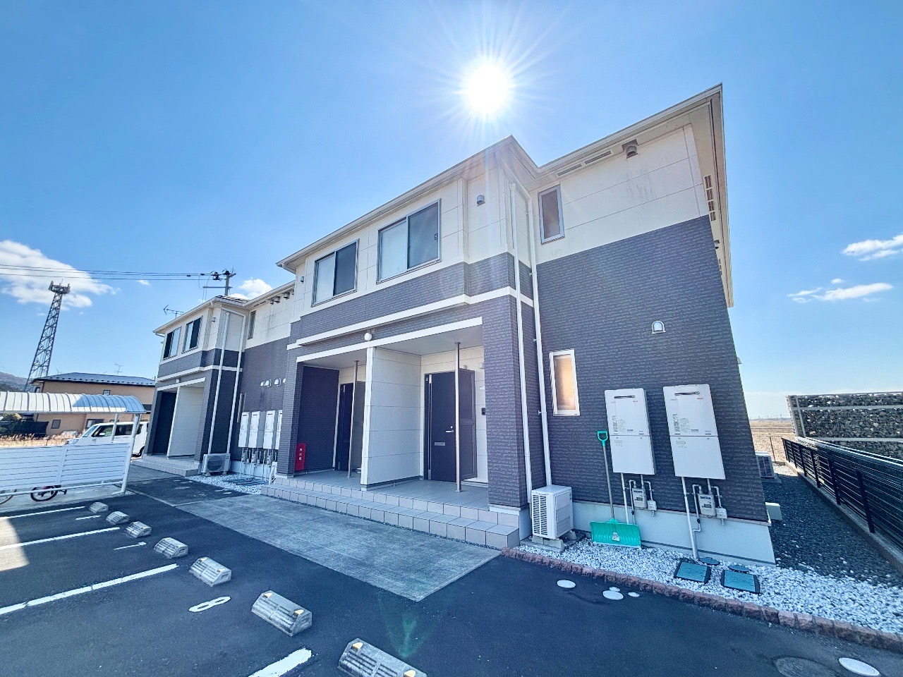 建物外観　外観・日当たり良好でおしゃれな外観です♪