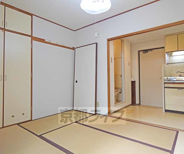 居室・リビング　広々としたお部屋です！