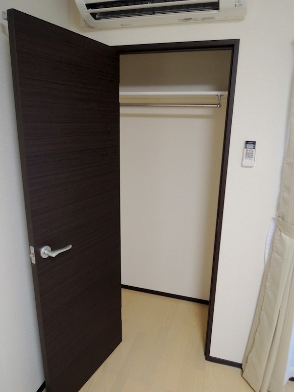 収納　クローゼット