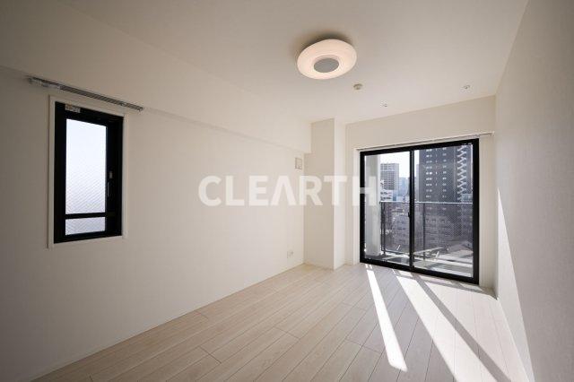 居室・リビング　同タイプの別部屋の写真です。