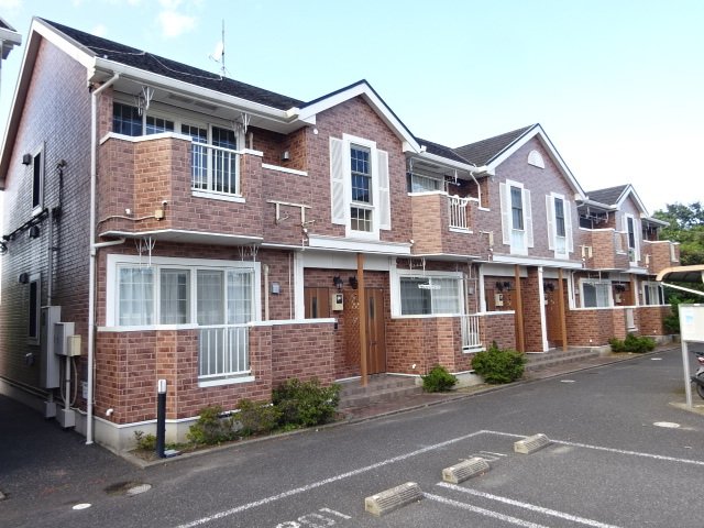 建物外観　外観は落ち着いています