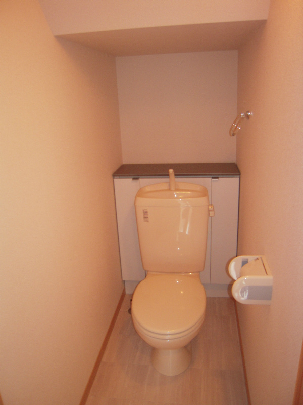 トイレ　清潔感のある水回り♪