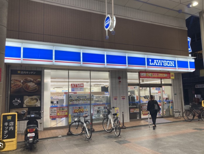 コンビニ　ローソン（コンビニ）まで148m