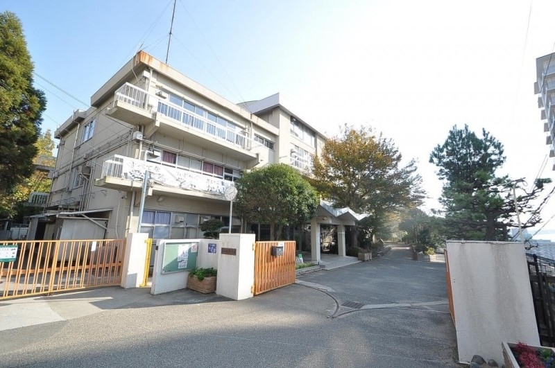 小学校　神戸市立東舞子小学校（小学校）まで581m