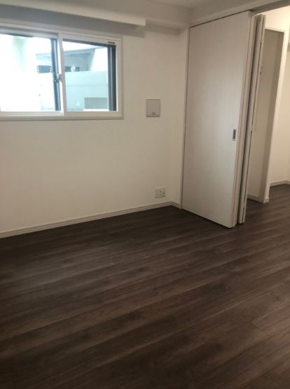 居室・リビング　☆明るい居間☆