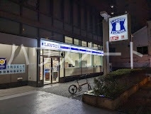 コンビニ　ローソン東大正門前店（コンビニ）まで50m