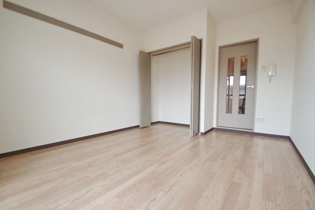 居室・リビング　★賃貸物件のお問い合わせはタウンハウジング登戸店まで★