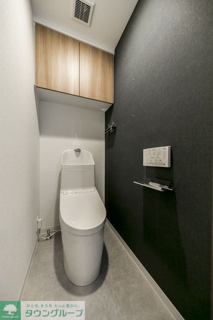 トイレ　※写真は同タイプ住戸です。