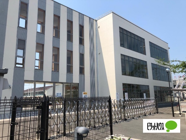 小学校　前橋市立元総社南小学校（小学校）まで710m