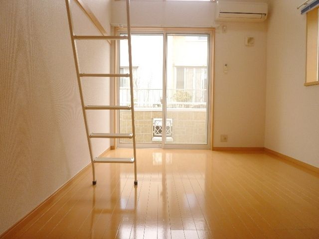 居室・リビング　★洋室６．５帖★