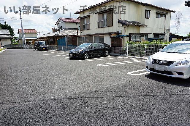駐車場　駐車場完備です