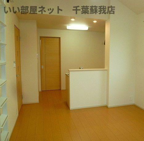 居室・リビング　ゆったり過ごせる居間です