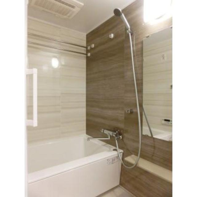 バス・シャワールーム　※写真は同タイプ住戸です。