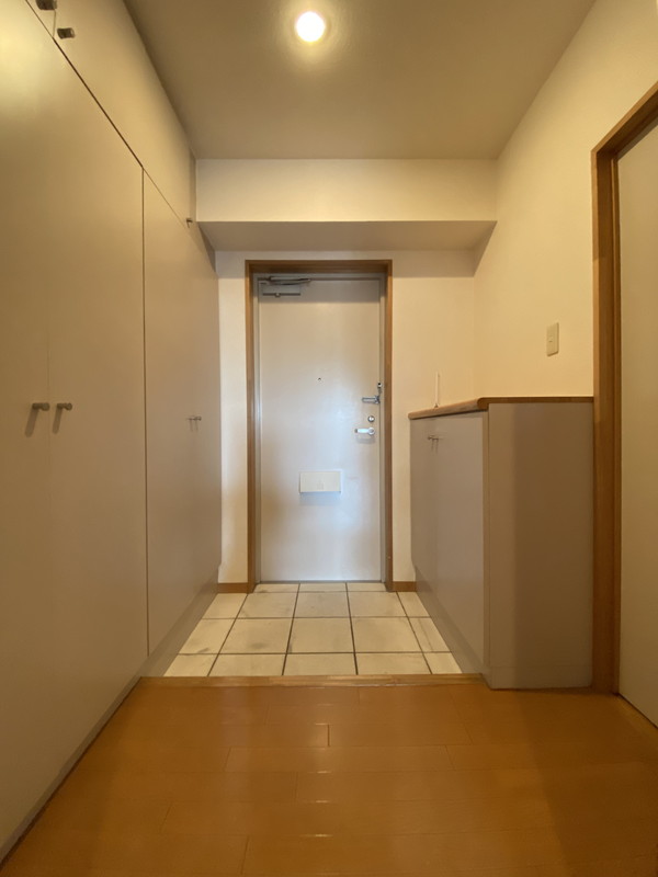 玄関　※別室参考写真