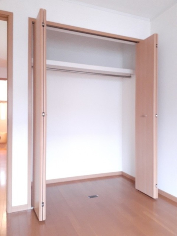 収納　クローゼット