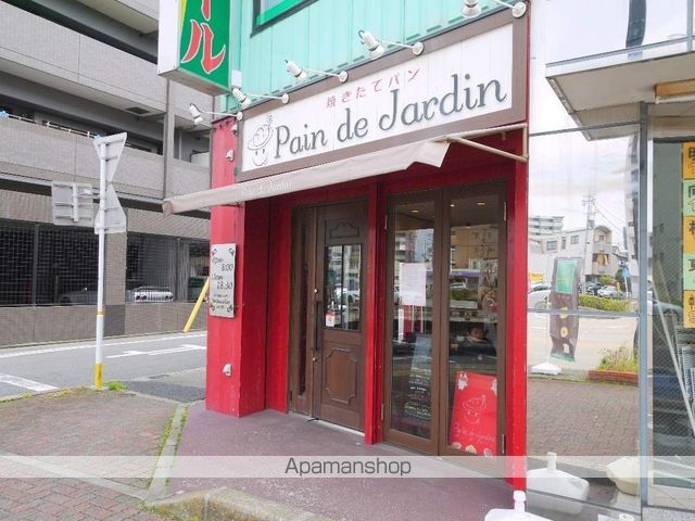 その他　Ｐａｉｎ　ｄｅ　Ｊａｒｄｉｎ（その他）まで153m
