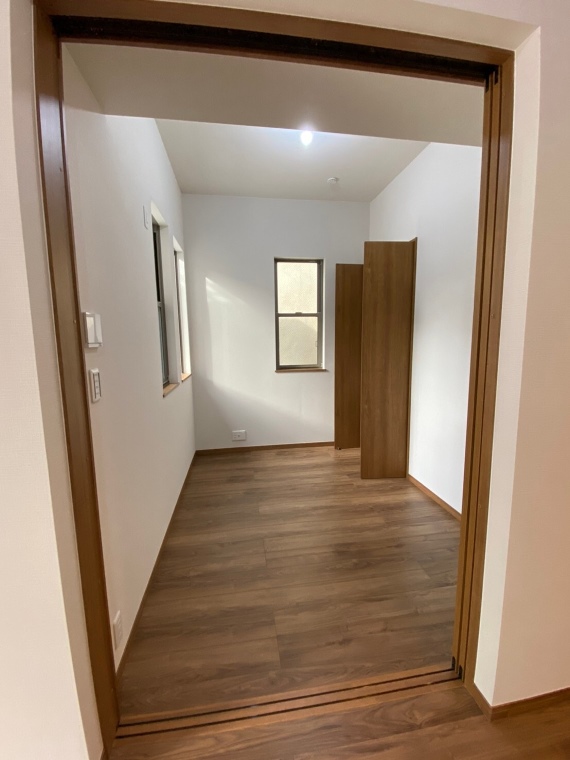 その他部屋・スペース　落ち着いて過ごせるお部屋なので、寝室にいかがでしょうか