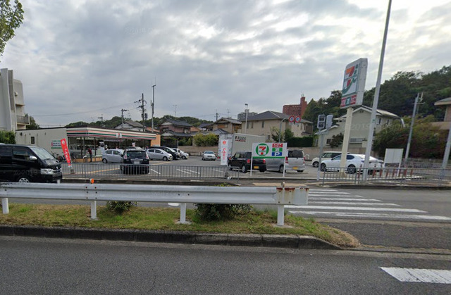 コンビニ　セブンイレブン堺赤坂台6丁店（コンビニ）まで556m