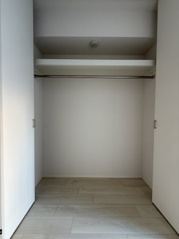 庭　同タイプ間取りの別部屋写真です。
