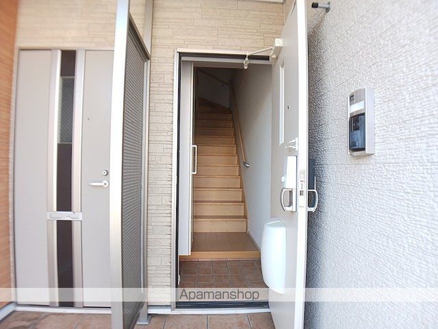 グレンジェルメBの玄関写真