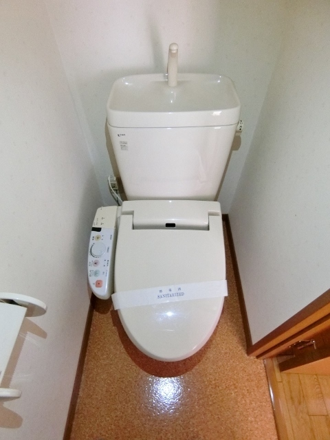 トイレ　図面と現状に相違がある場合には現状を優先