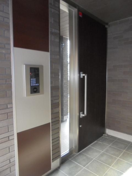 エントランス　※他部屋参考写真