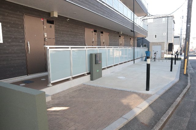エントランス　建物入口です