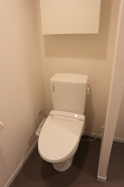 トイレ　清潔感のあるトイレです