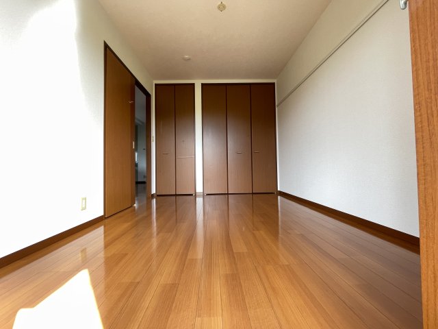 その他部屋・スペース　南側洋室