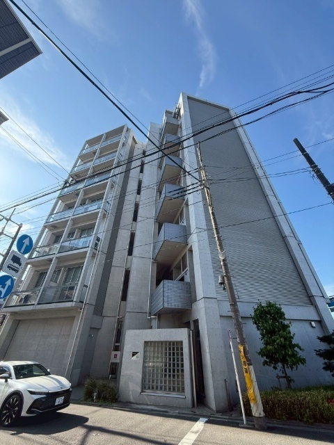 建物外観　オートロック完備
