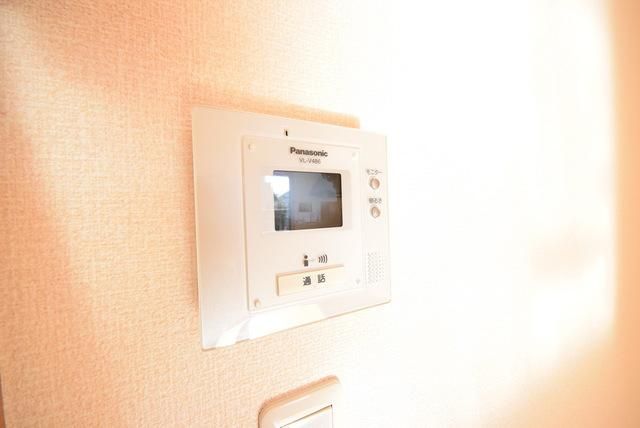 セキュリティ　安心のモニターホン