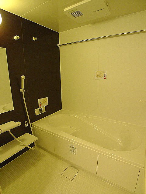 バス・シャワールーム　追い焚き給湯付き
