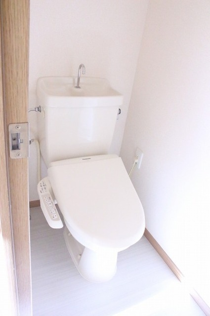 四天王ハイツ IIのトイレ写真