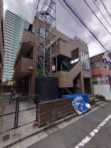 建物外観　ドルメンIIIの外観