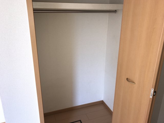 収納　クローゼット