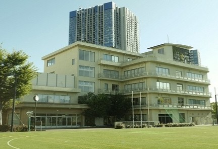 中学校　新宿区立新宿西戸山中学校（中学校）まで349m
